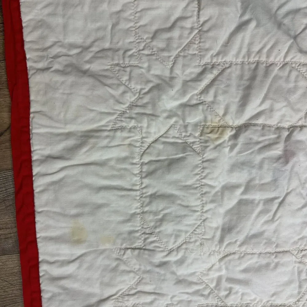 HANDMADE QUILT CHILDREN BEARS FLORAL APPLES PATCHWORK 37x46